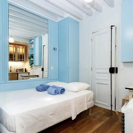 Appartamento Le Marais - Steps From Place De Vosges Aldaro Parigi