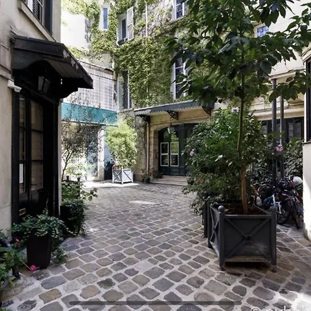 Appartamento Le Marais - Steps From Place De Vosges Aldaro Parigi